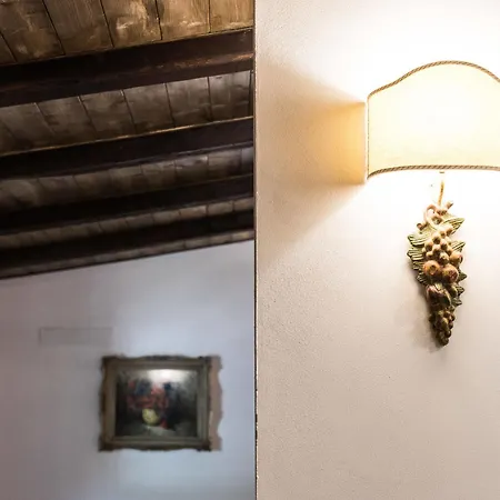 Relais Torre Del Piancastagno Sutri