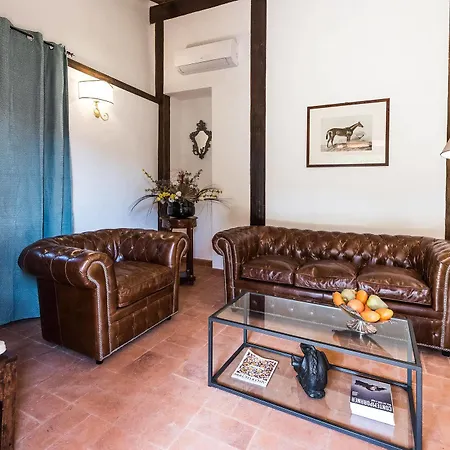 Relais Torre Del Piancastagno * Sutri