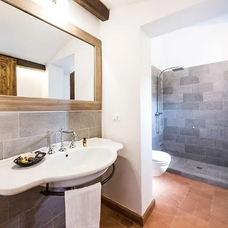 Alloggio per agriturismo Relais Torre Del Piancastagno *